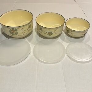 Vintage vitro ceramic set of 3 bowls w plastic covers yellow electric induction
